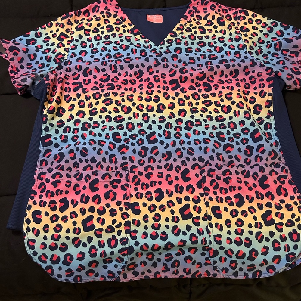 Scrub top